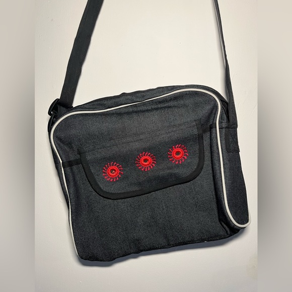 VINTAGE Y2K DENIM MESSENGER BAG - Picture 1 of 4